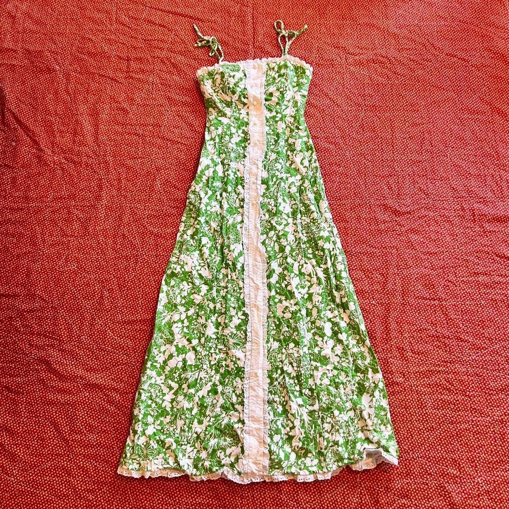 Vintage 1970s green and white maxi length Tori Richard dress